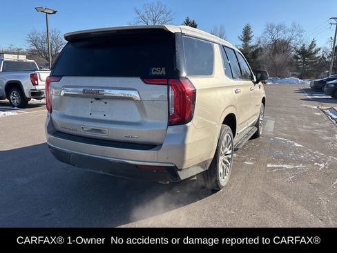 Used 2023 GMC Yukon SLT w/ SLT Luxury Package image 6