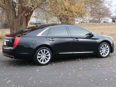Used 2016 Cadillac XTS Luxury image 4