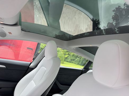 Used 2023 Tesla Model 3 Standard Range RWD image 16