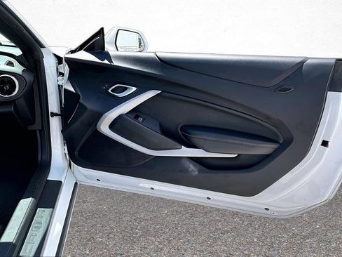 Used 2019 Chevrolet Camaro LT RWD image 28