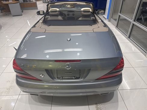 Used 2009 Mercedes-Benz SL 550 image 8