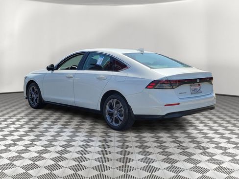 Certified 2023 Honda Accord EX image 4