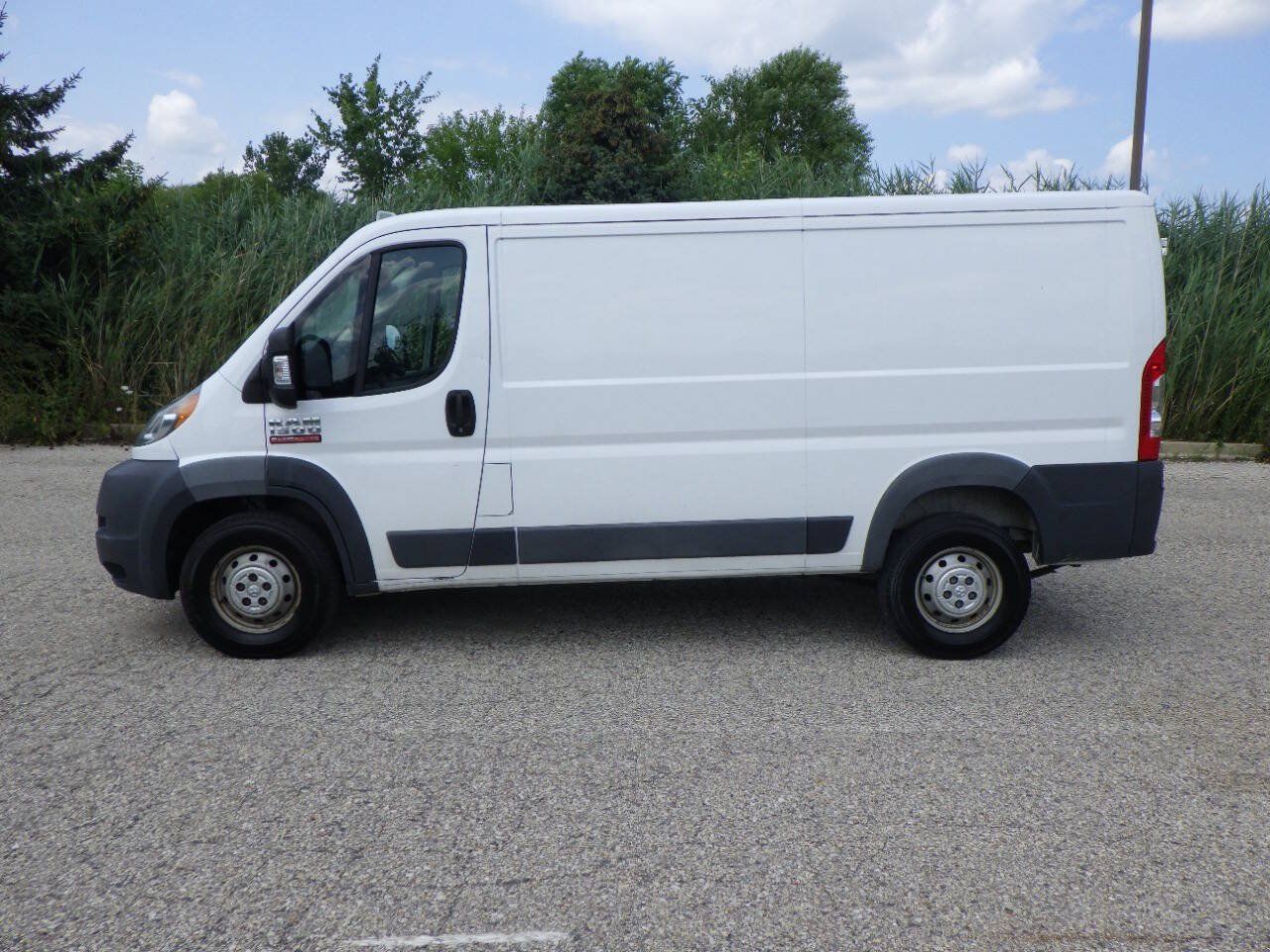 Used 2018 RAM ProMaster 1500 w/ Interior Convenience Group FWD image 2