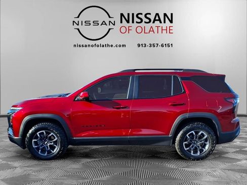 Used 2025 Chevrolet Equinox ACTIV w/ Safety and Technology Package image 3