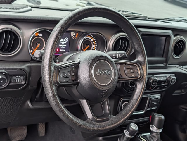 Used 2022 Jeep Wrangler Unlimited Sport AWD/4WD image 16