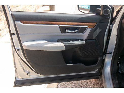 Used 2017 Honda CR-V EX image 10
