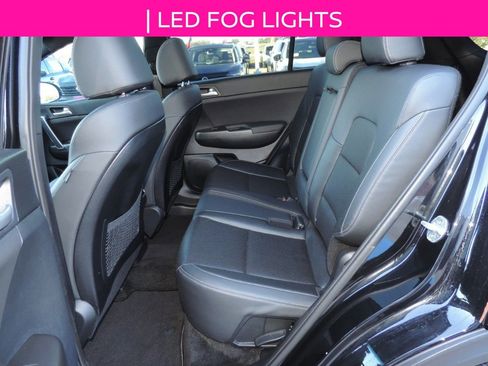 Used 2022 Kia Sportage Nightfall Edition image 18
