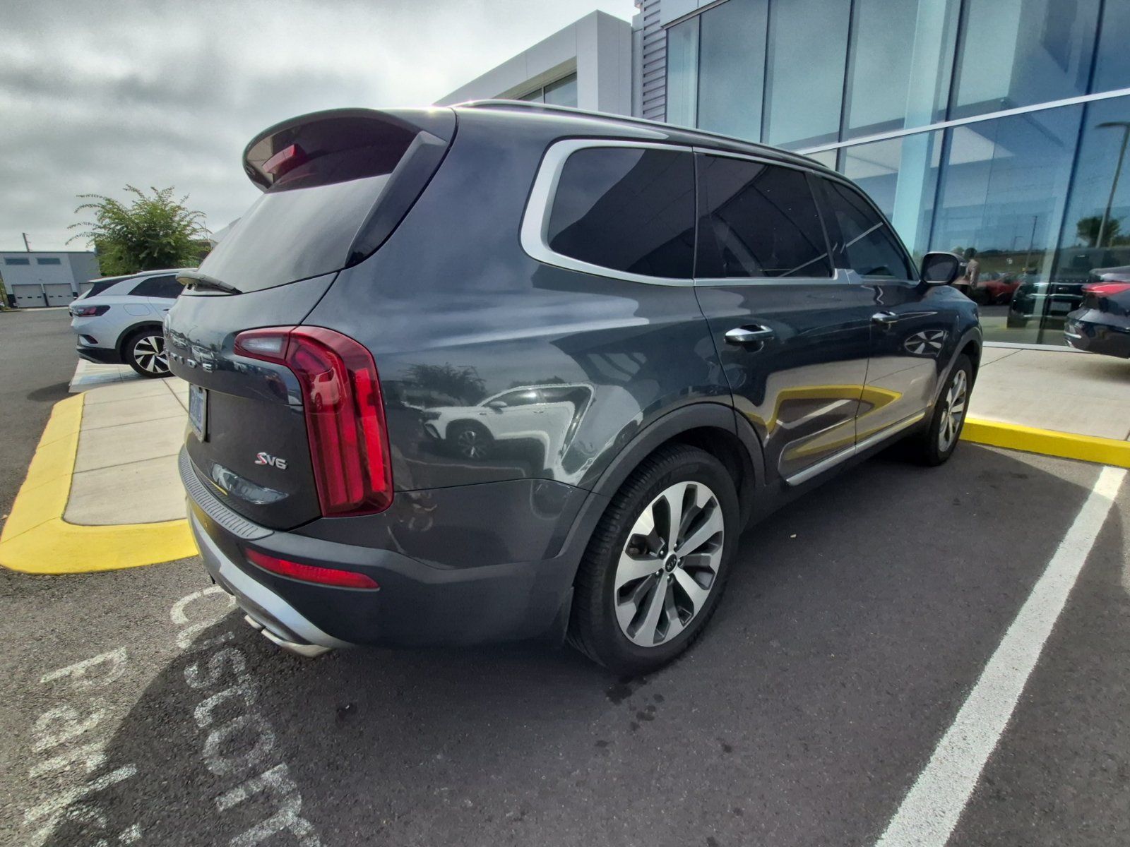 Used 2020 Kia Telluride S FWD image 9