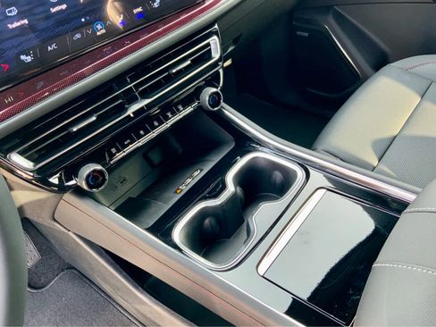 New 2026 Chevrolet Traverse Z71 w/ Enhanced Driving Package image 52