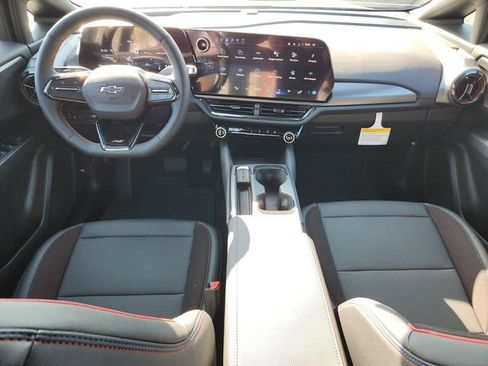 New 2026 Chevrolet Equinox EV RS image 10