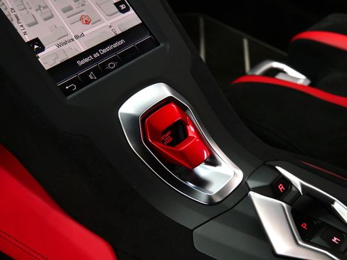 Used 2022 Lamborghini Huracan STO RWD image 26