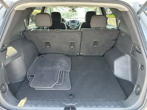 Used 2022 Chevrolet Equinox LT FWD image 34