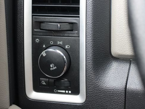 Used 2010 Dodge Ram 2500 Truck SLT w/ Big Horn Regional Pkg AWD/4WD image 19