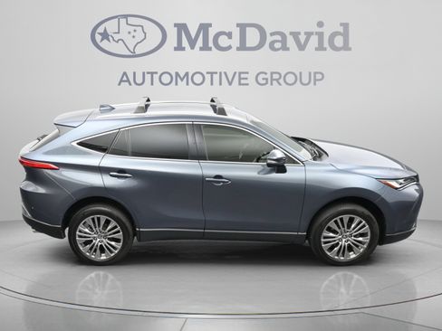 Used 2022 Toyota Venza XLE AWD/4WD image 39