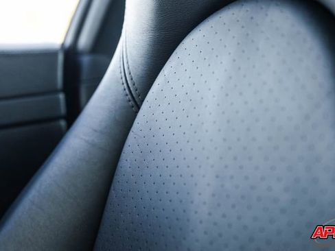 Used 2005 Porsche 911 Carrera S image 20