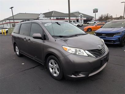 Used 2014 Toyota Sienna LE
