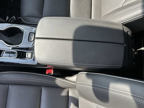 Certified 2023 Buick Envision Essence FWD image 24