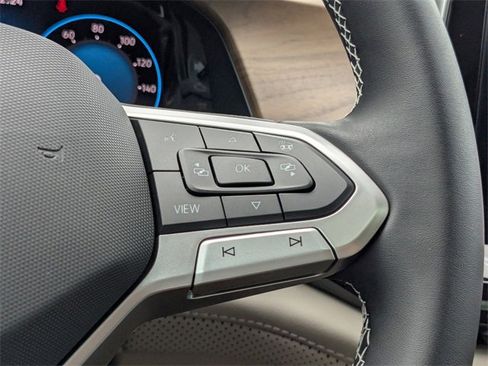 New 2026 Volkswagen Atlas SE image 32