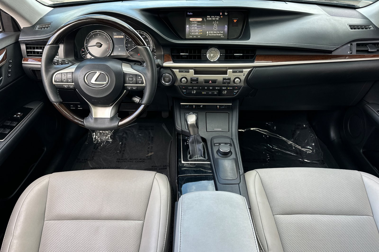 Used 2017 Lexus ES 350 FWD image 16