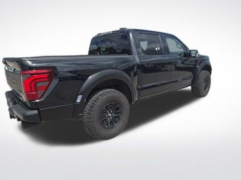 Used 2025 Ford F150 Raptor image 3