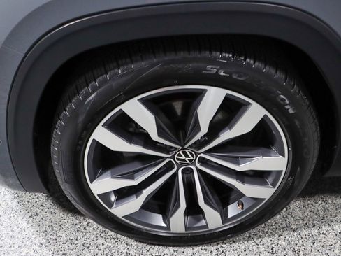 Used 2023 Volkswagen Atlas Cross Sport SEL Premium R-Line AWD/4WD image 11