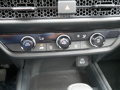 Certified 2024 Honda HR-V LX image 23