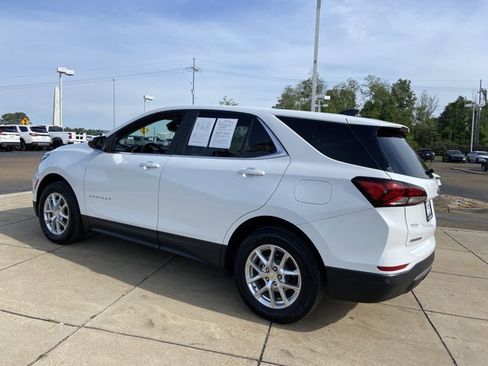 Used 2022 Chevrolet Equinox LT image 8