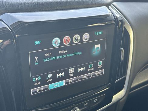 Used 2019 Chevrolet Traverse LT image 19