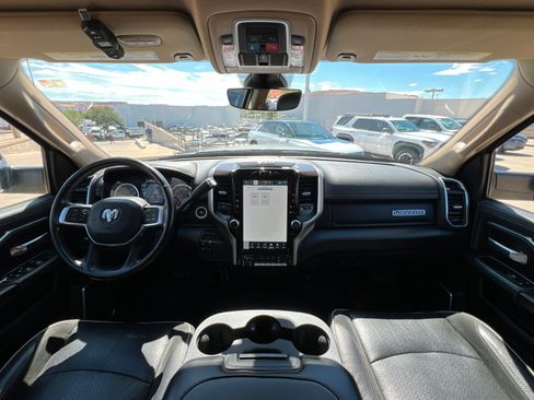 Used 2022 RAM 2500 Laramie w/ Snow Chief Group AWD/4WD image 9