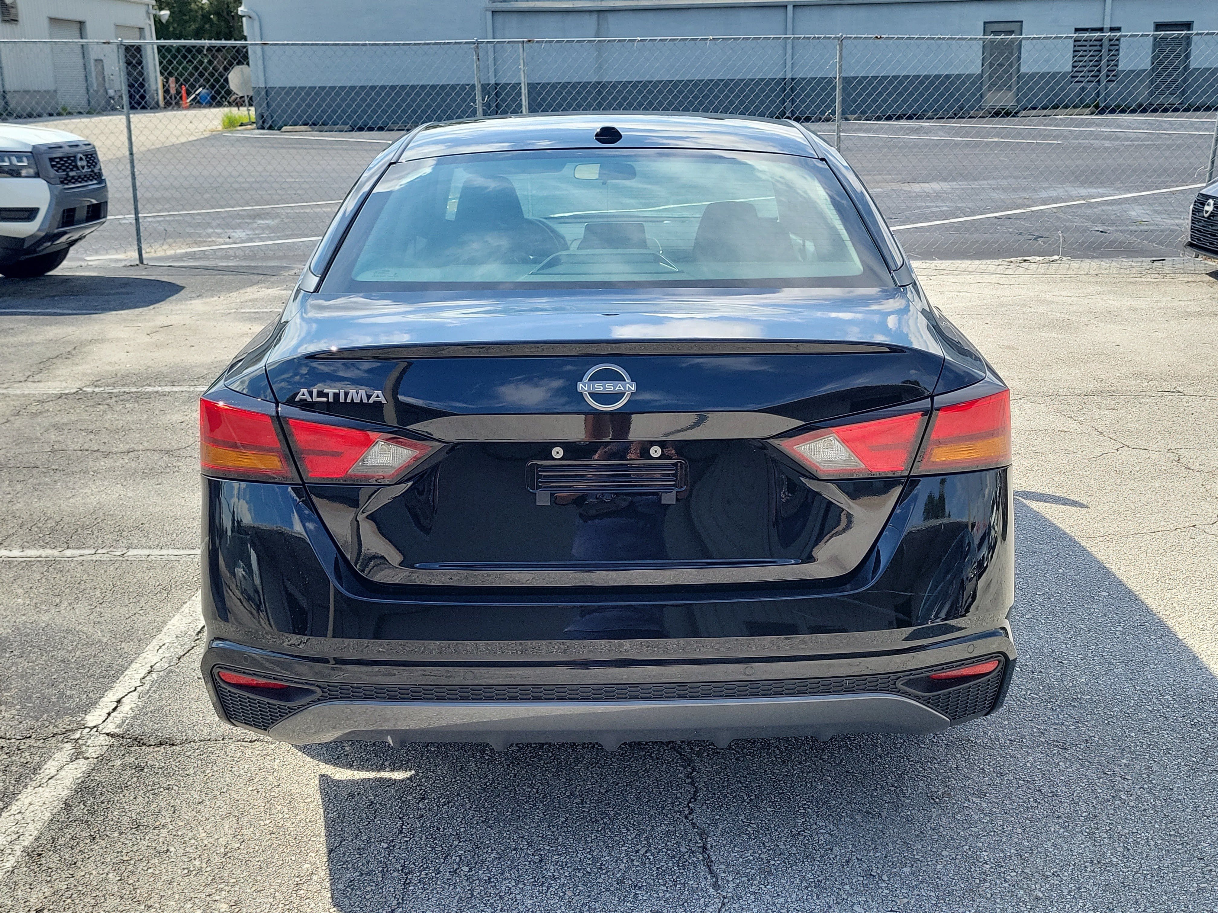 Certified 2026 Nissan Altima 2.5 SV FWD image 5