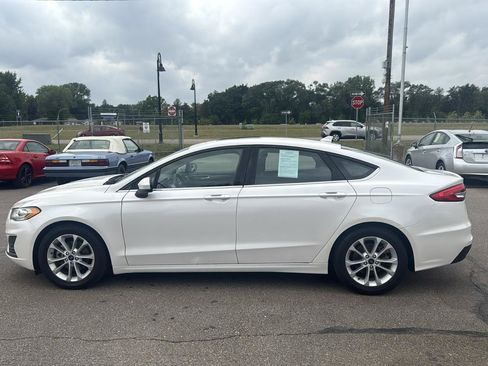 Used 2019 Ford Fusion SE FWD image 8
