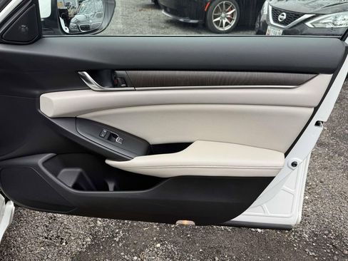 Used 2021 Honda Accord EX-L image 8