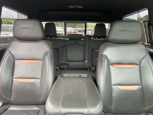 Used 2023 GMC Sierra 1500 AT4 w/ AT4 Premium Package AWD/4WD image 27