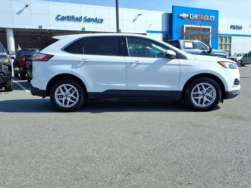 Used 2024 Ford Edge SEL image 32