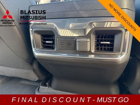 Used 2022 GMC Sierra 3500 AT4 w/ Gooseneck/5TH Wheel Package image 42