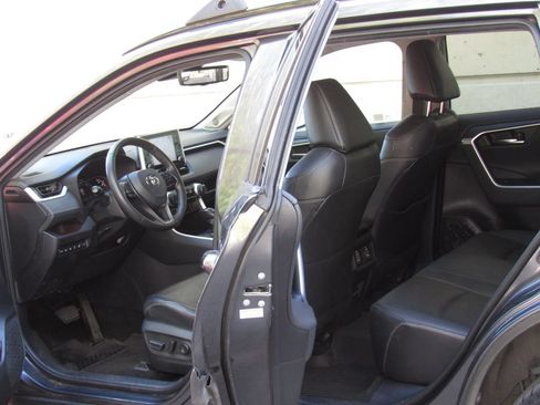 Certified 2021 Toyota RAV4 Limited AWD/4WD image 15