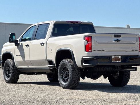 New 2026 Chevrolet Silverado 2500 ZR2 w/ LPO, Dark Essentials Package AWD/4WD image 6