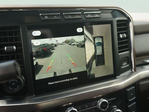Used 2024 Ford F250 King Ranch w/ Tremor Off-Road Package AWD/4WD image 28