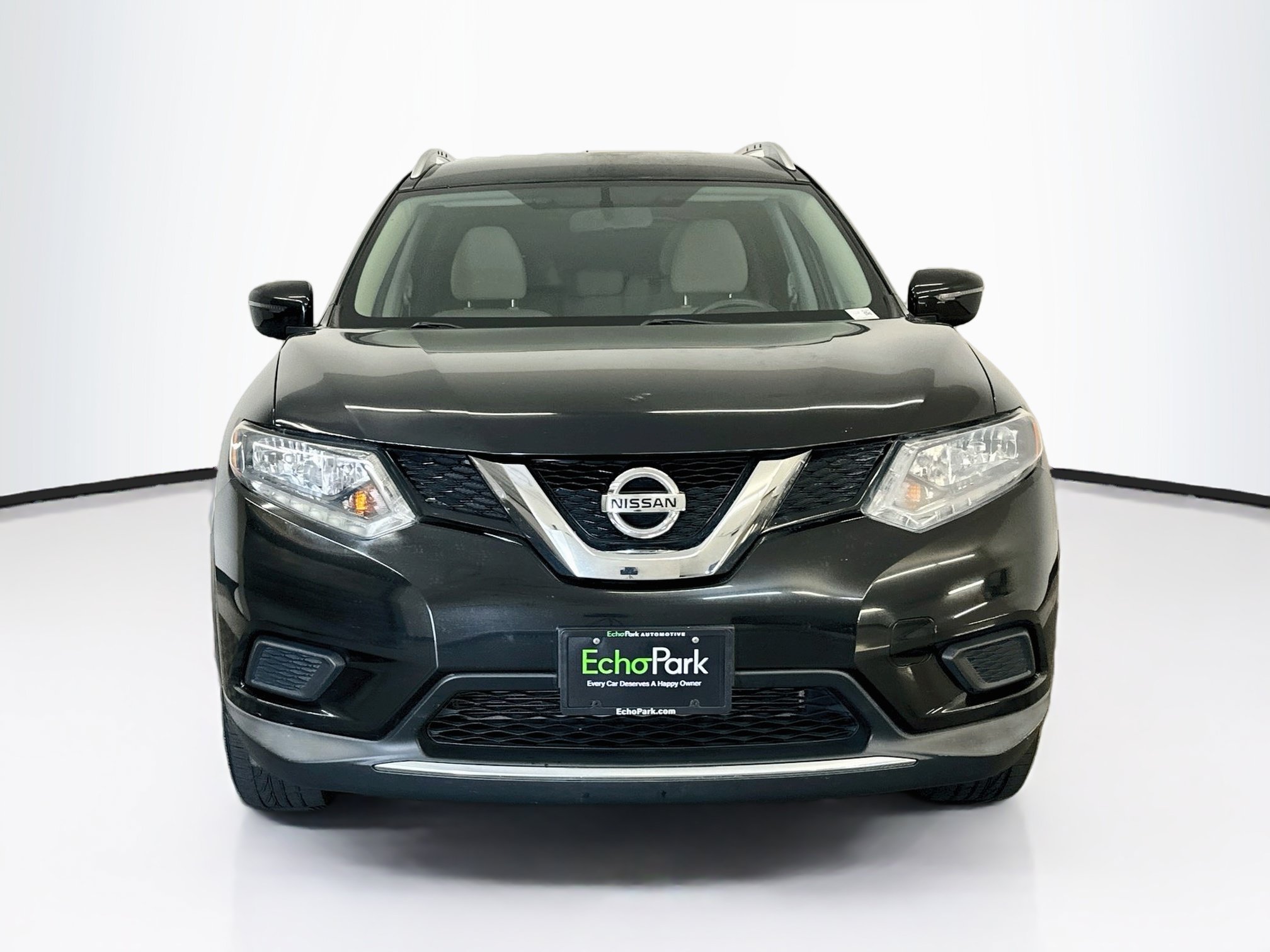 Used 2016 Nissan Rogue S w/ Appearance Package AWD/4WD image 2