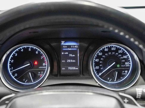 Used 2019 Toyota Camry SE w/ Protection Package (Q2) FWD image 24