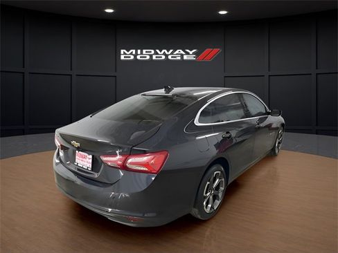 Used 2022 Chevrolet Malibu LT image 12