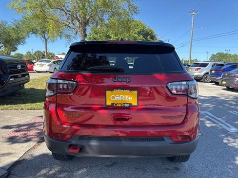 Used 2025 Jeep Compass Trailhawk AWD/4WD image 6