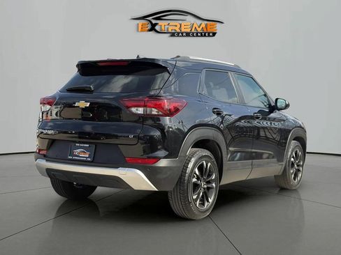 Used 2022 Chevrolet TrailBlazer LT w/ Convenience Package FWD image 8