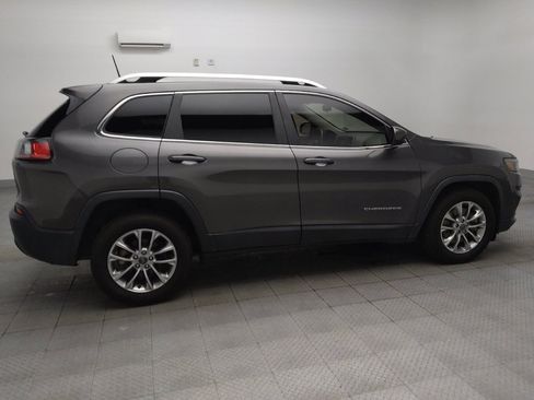 Used 2019 Jeep Cherokee Latitude Plus FWD image 10