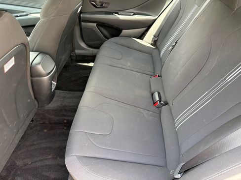 Certified 2025 Hyundai Elantra Sport FWD image 20