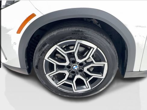 Used 2025 BMW X2 xDrive28i AWD/4WD image 13
