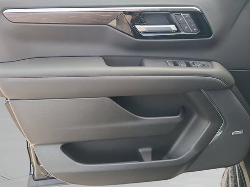New 2026 Chevrolet Suburban LT w/ Comfort Package RWD image 20