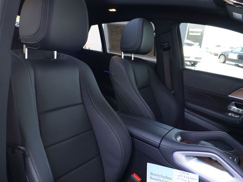 Certified 2025 Mercedes-Benz GLE 450 4MATIC Coupe w/ Winter Package image 30