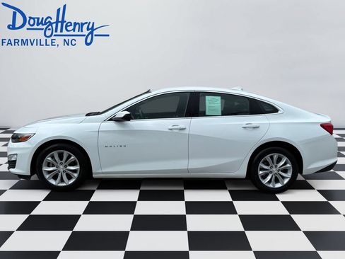 Used 2024 Chevrolet Malibu LT FWD image 2