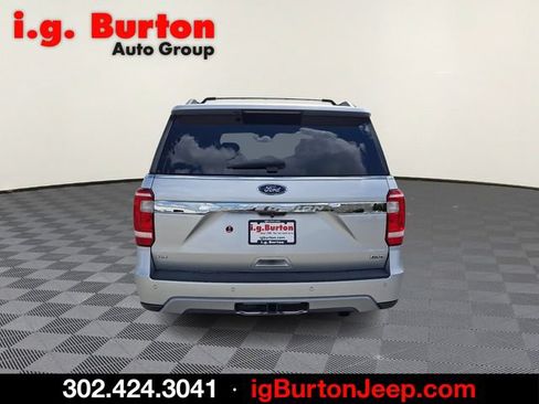 Used 2019 Ford Expedition XLT w/ Equipment Group 202A AWD/4WD image 5